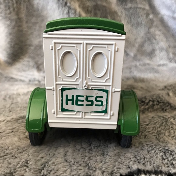 1917 Ford Model T Van: Hess Diecast Bank - Picture 3 of 6